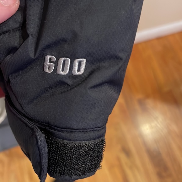 NORTH FACE WOMEN’S JACKET -SIZE MEDIUM - EXTREMELY WARM!! - Picture 4 of 7